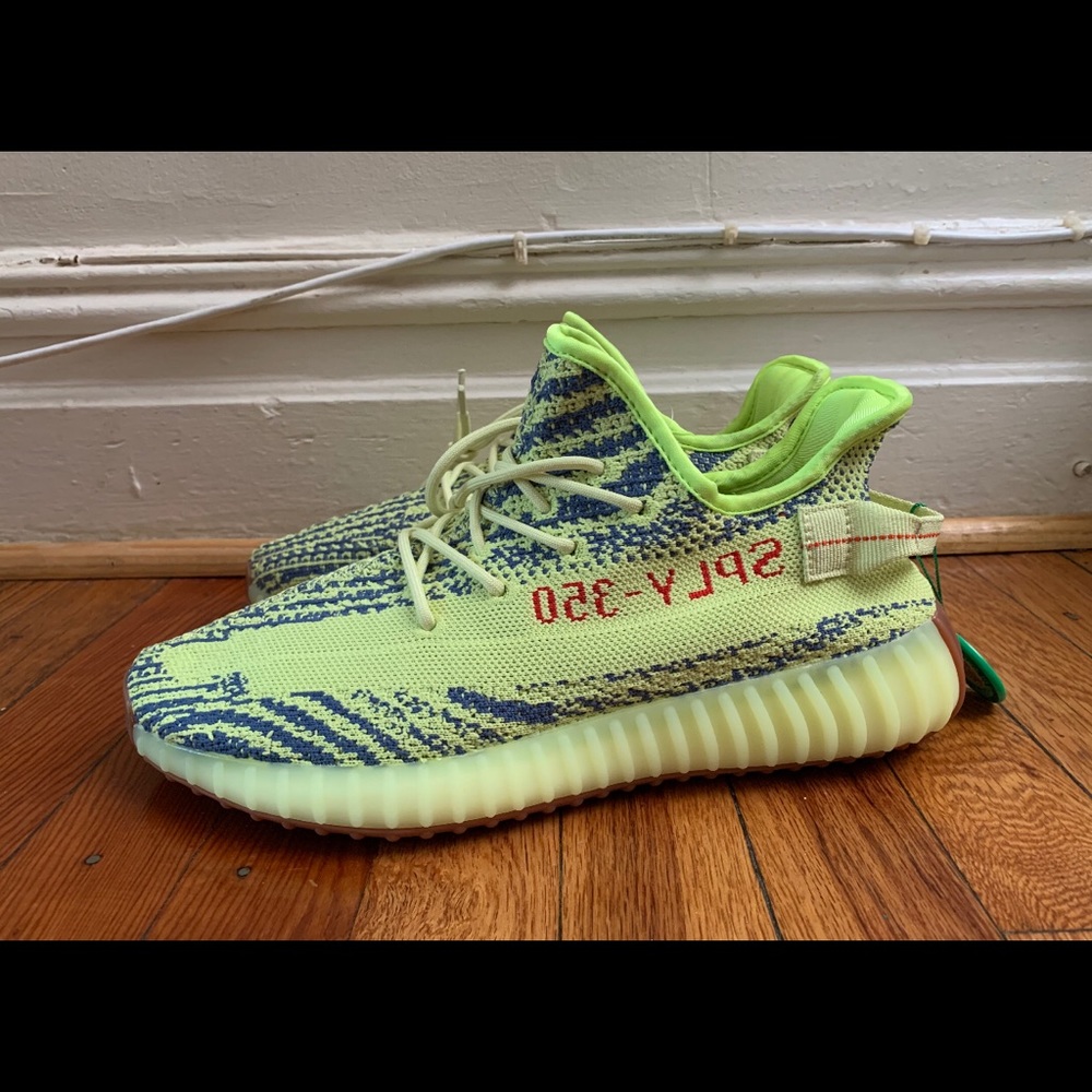 Yeezy 350 V2 “Semi Frozen Yellow”